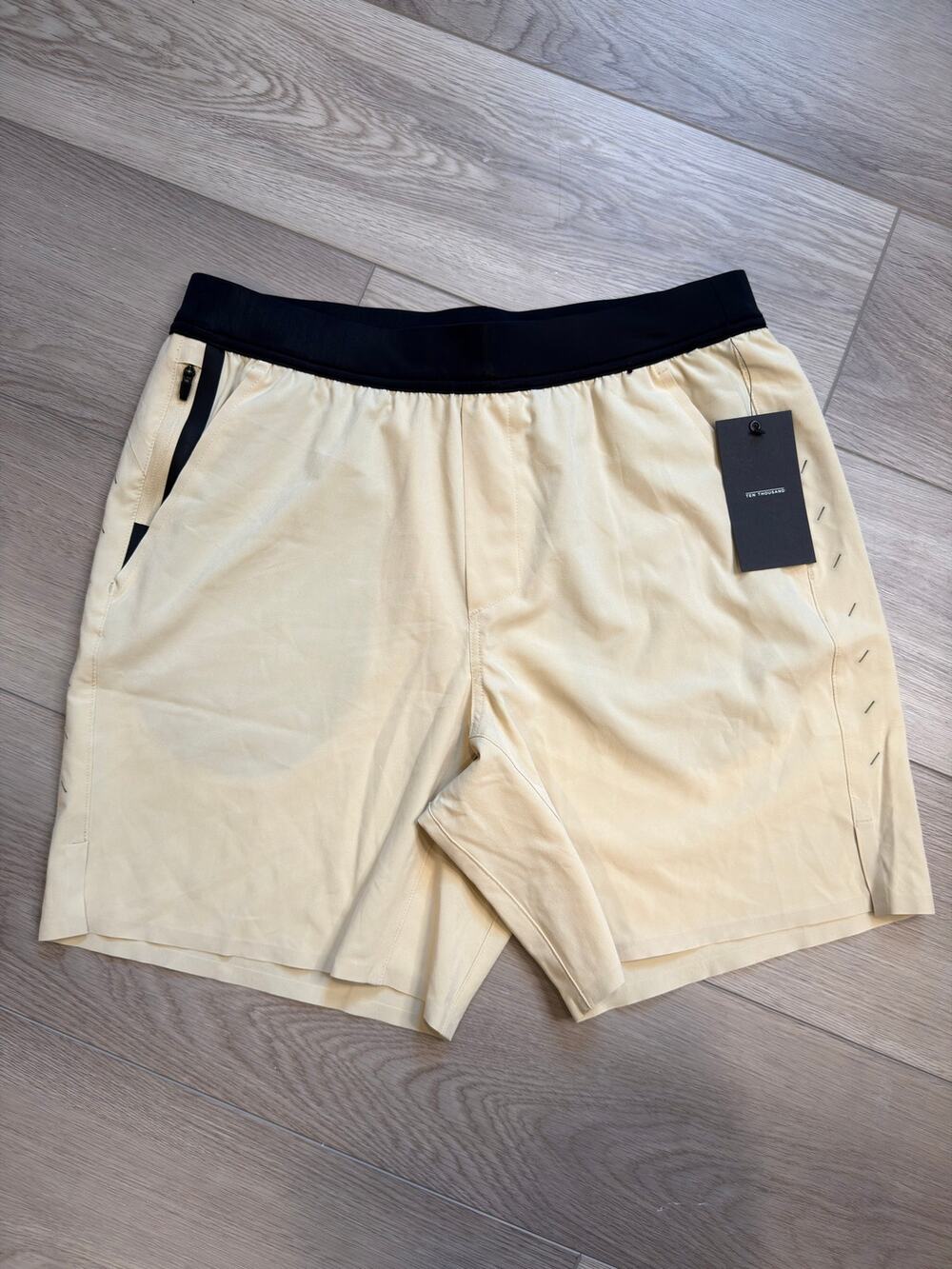 Ten Thousand Butter Yellow 7" Interval Unlined Running Training Shorts NWT M